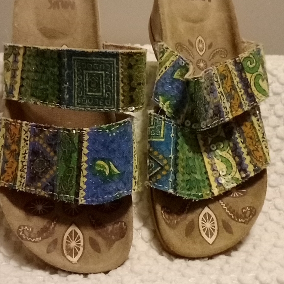 Stylish squence ssndals - Picture 2 of 3